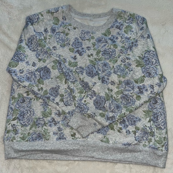 Floral somewhat cropped crewneck sweatshirt - Picture 1 of 3